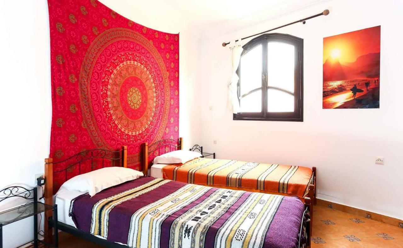 Salt House Morocco - Surf & Yoga Camp Bed & Breakfast Tamraght Eksteriør bilde