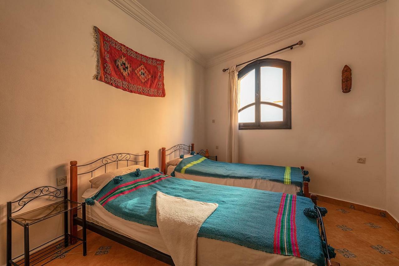 Salt House Morocco - Surf & Yoga Camp Bed & Breakfast Tamraght Eksteriør bilde